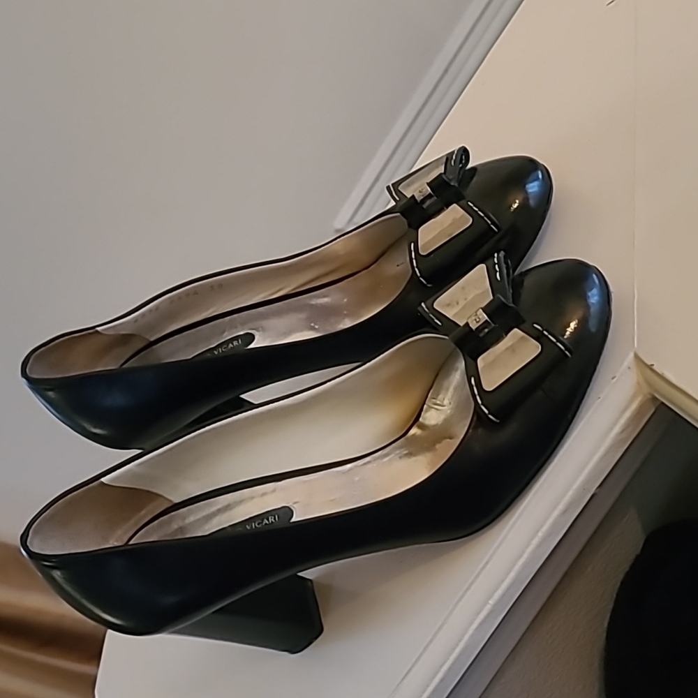 Vicari pumps size 38